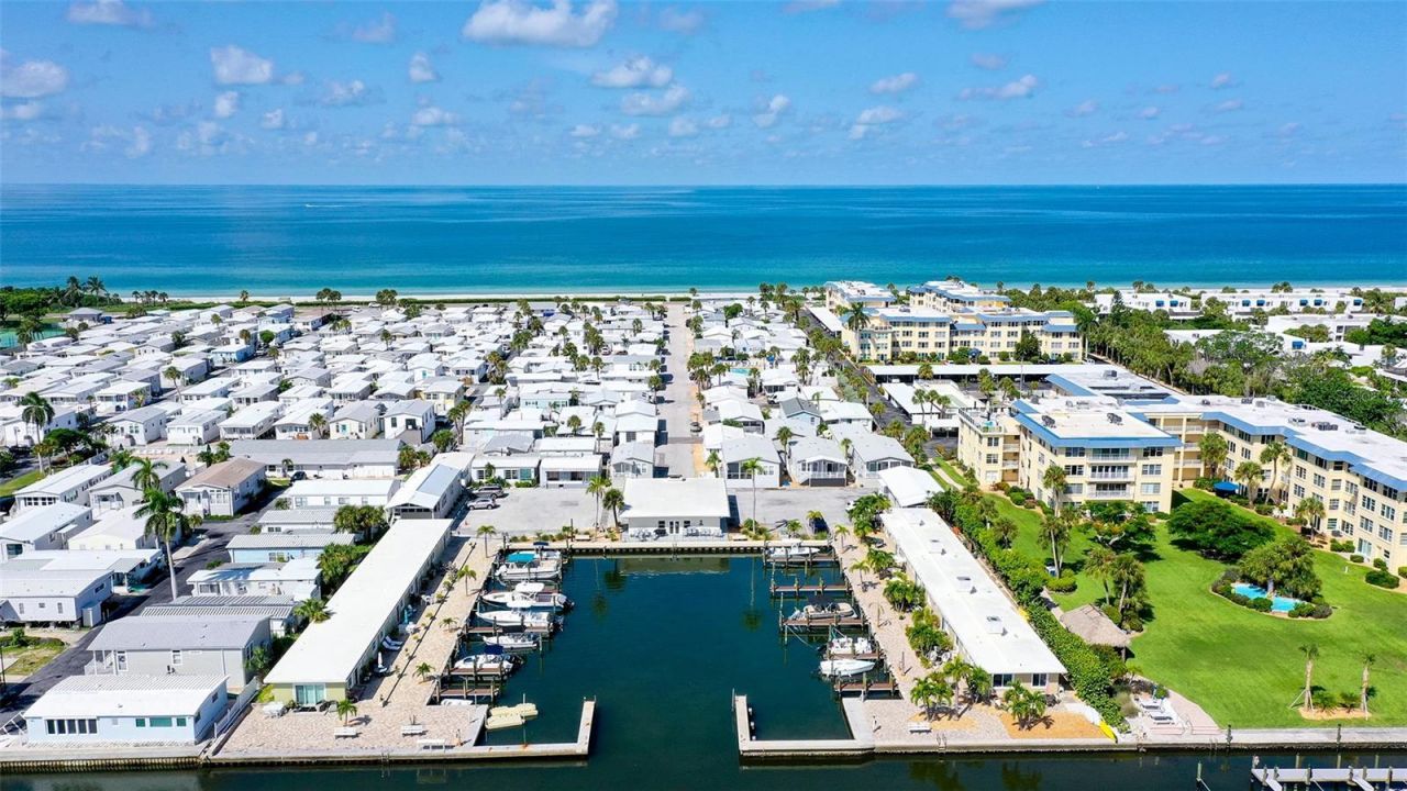 36 Twin Shores Boulevard , Longboat Key, FL 34228 Photo
