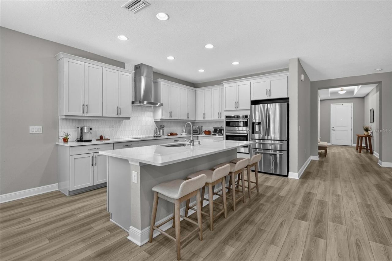 3541 Secluded Court, Sarasota, FL 34240 Photo