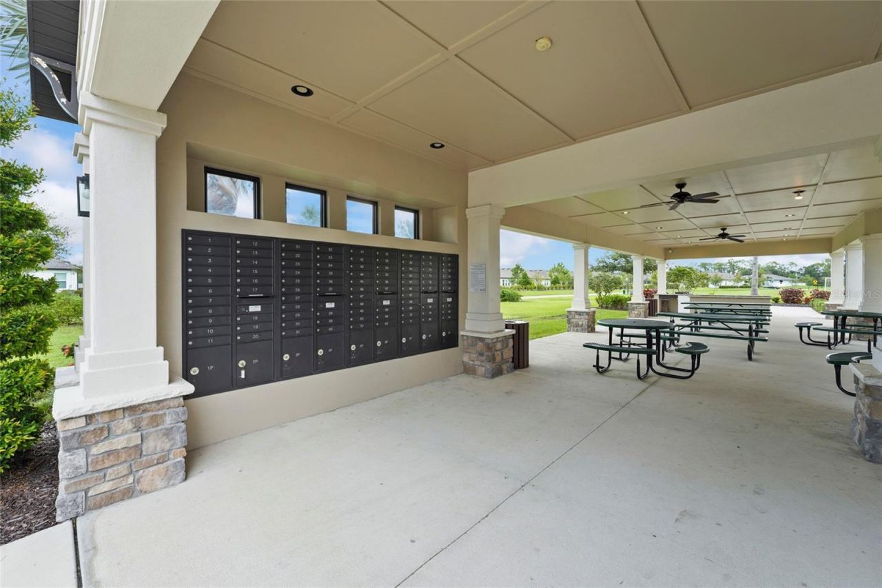 3541 Secluded Court, Sarasota, FL 34240 Photo
