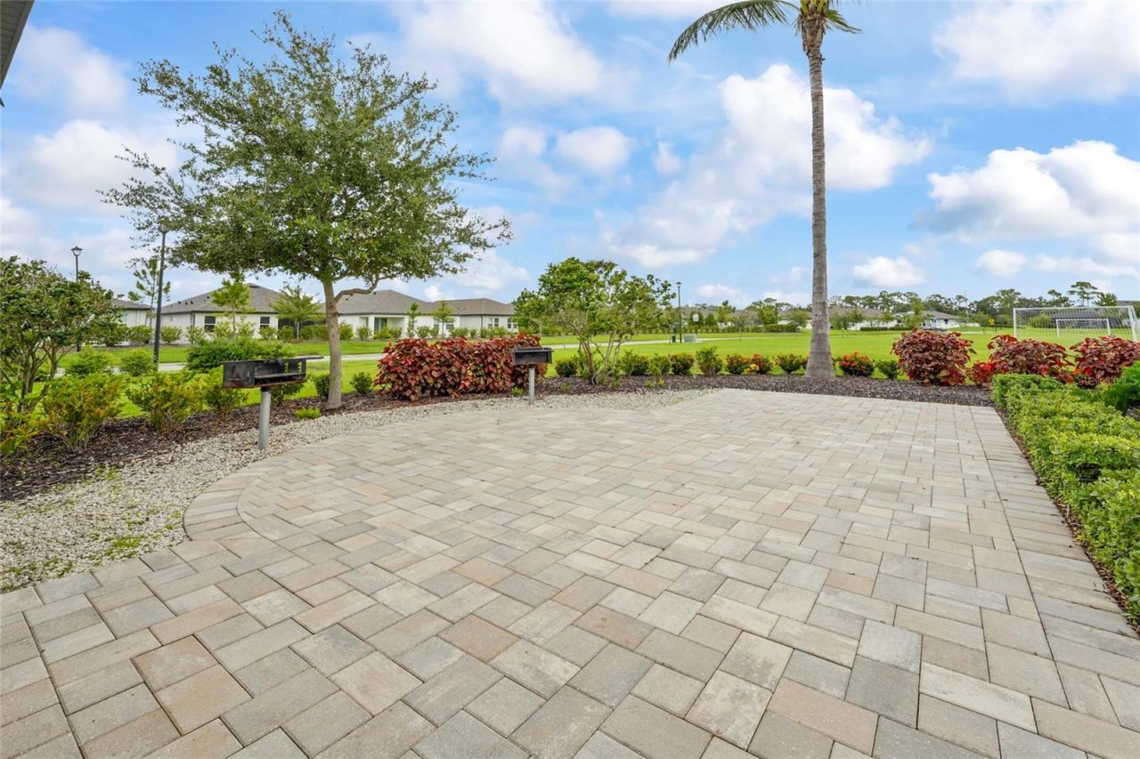 3541 Secluded Court, Sarasota, FL 34240 Photo
