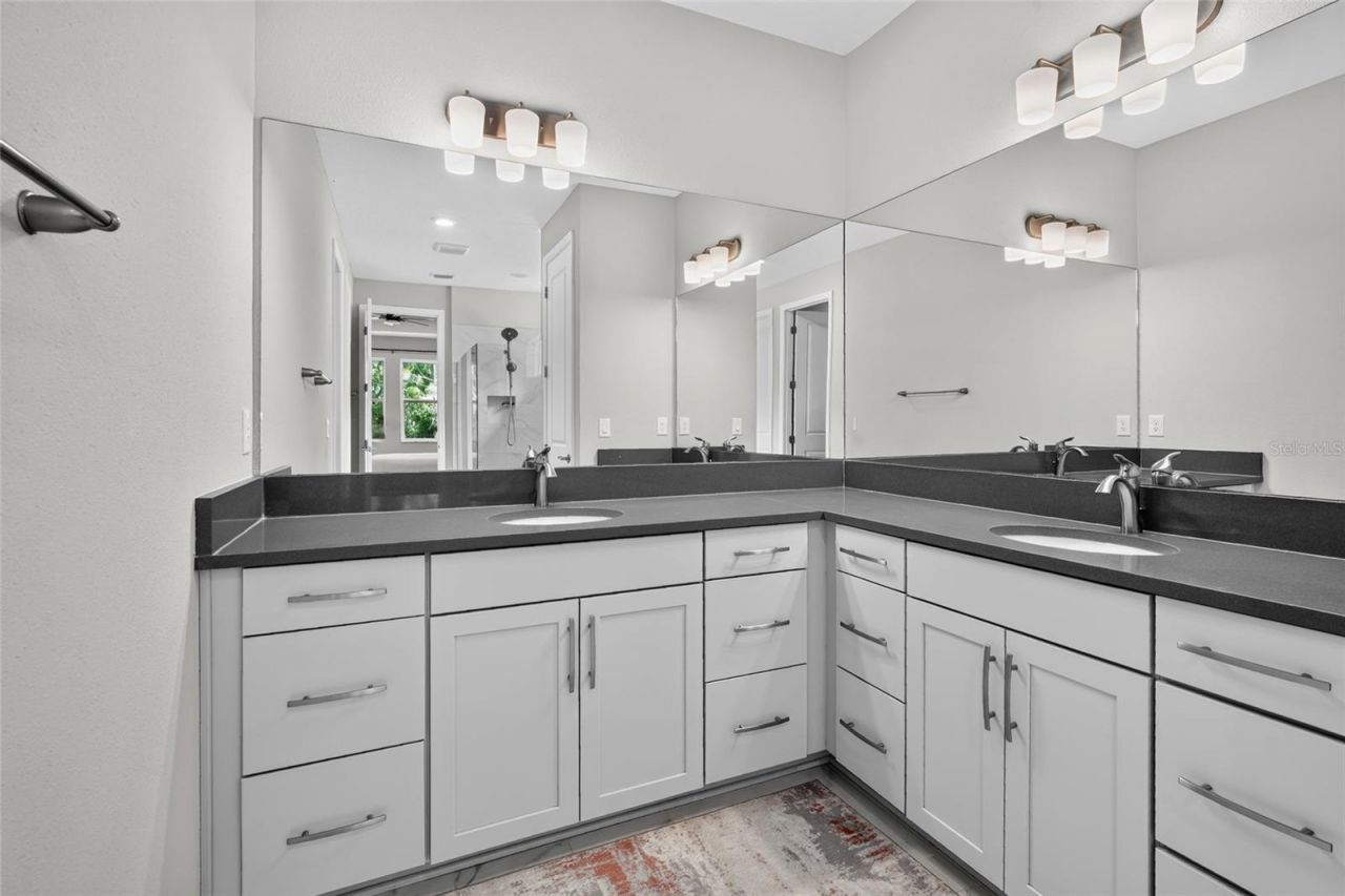 3541 Secluded Court, Sarasota, FL 34240 Photo