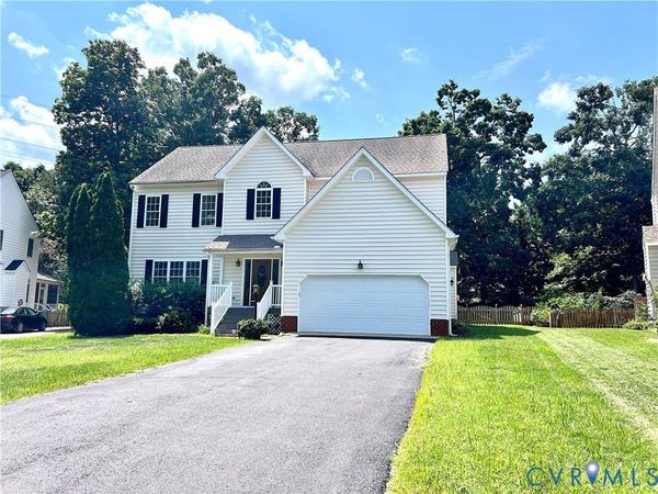 1325 Hawkins Wood Circle , Midlothian, VA 23114