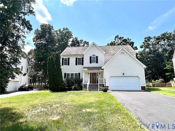 1325 Hawkins Wood Circle , Midlothian, VA 23114