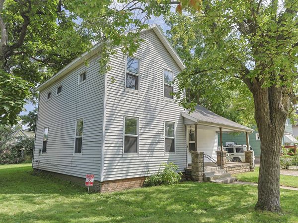 403 S 9th Street, Niles, MI 49120