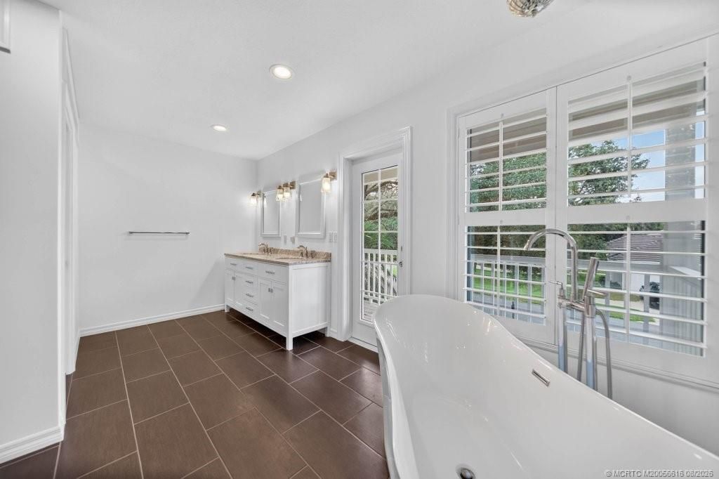 15 Heritage Way , Sewalls Point, FL 34996 Photo