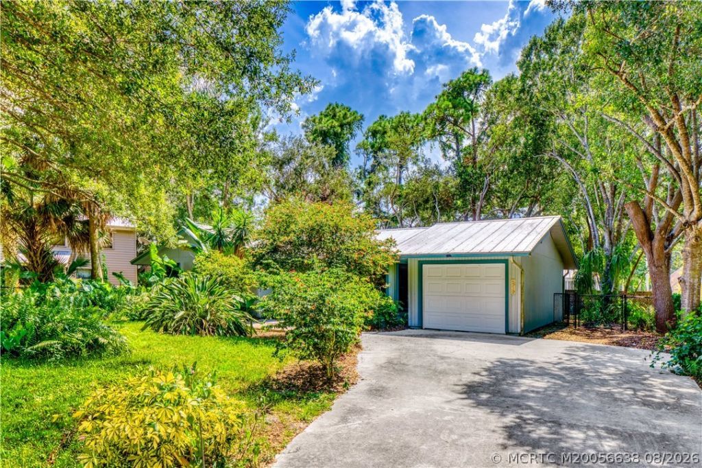 5713 Papaya Drive, Fort Pierce, FL 34982 Photo