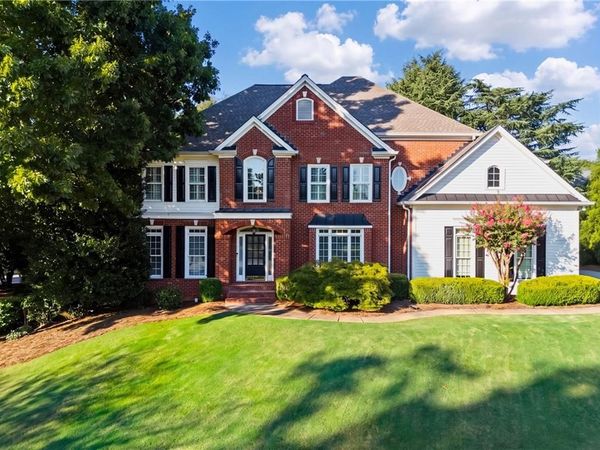 5005 Rosedown Place , Roswell, GA 30076