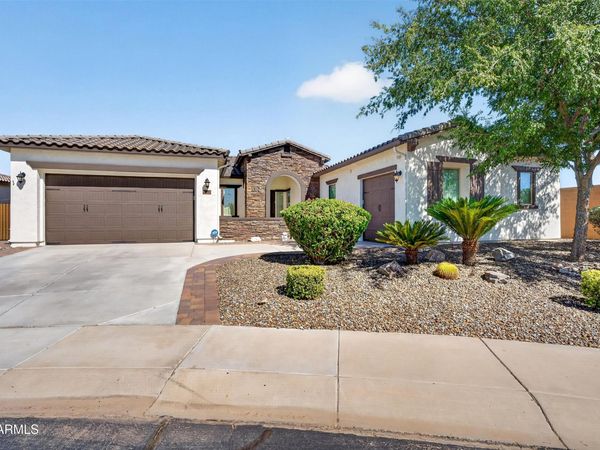 1481 S CARRIAGE Lane, Chandler, AZ 85286