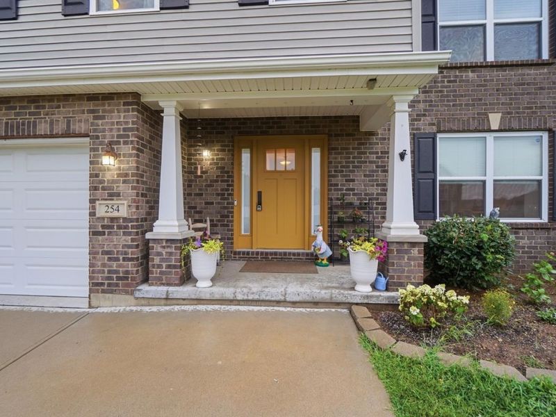 254 Auburn Meadows Court, Carlisle, OH 45005 Photo 6