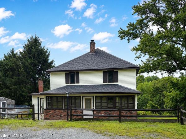 21 Alter Alley Way, Nassau, NY 12123