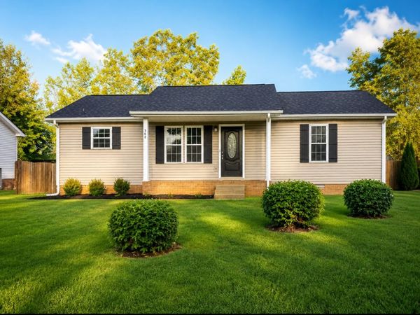 362 Lafayette Point Cir , Clarksville, TN 37042
