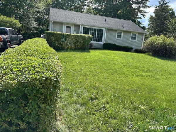 52 Ellsworth, Bloomfield, CT 06002