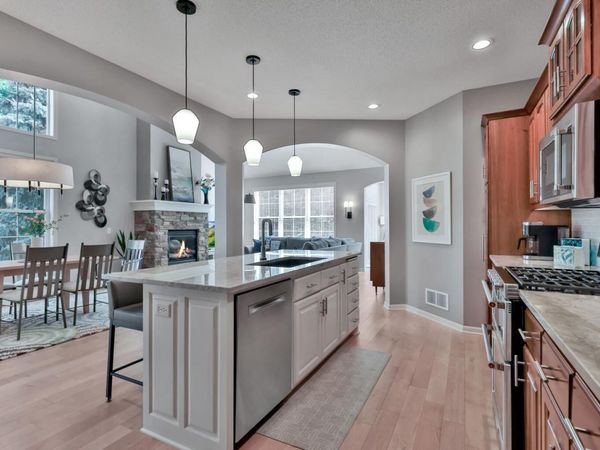 5245 108th Avenue N, Brooklyn Park, MN 55443