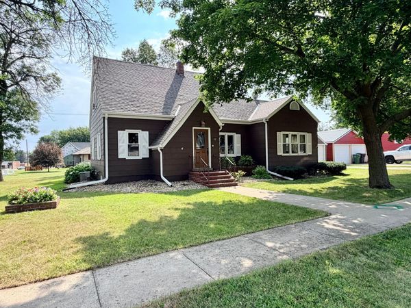 207 S 1st Avenue S, Lismore, MN 56155