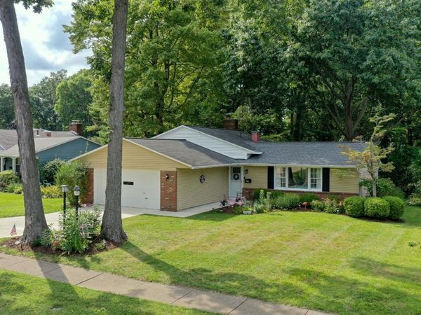 714 Strowbridge Drive, Huron, OH 44839