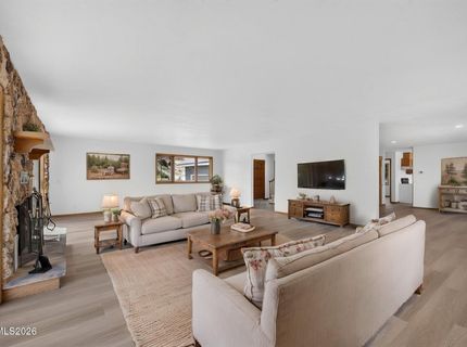 15455 Tuxon Way, Reno, NV 89521 Photo