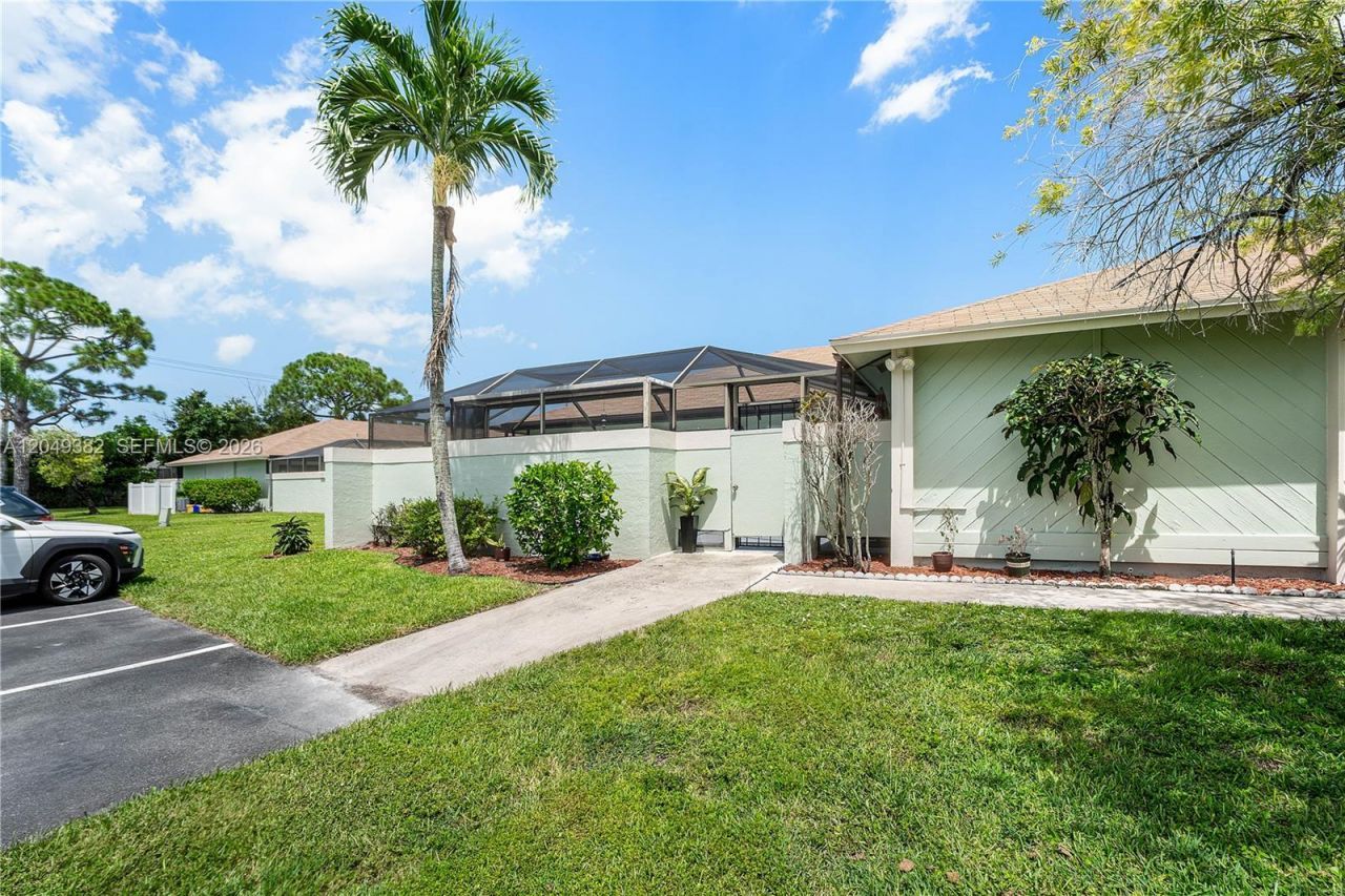 106 Bent Arrow Dr, Unit D, Jupiter, FL 33458 Photo