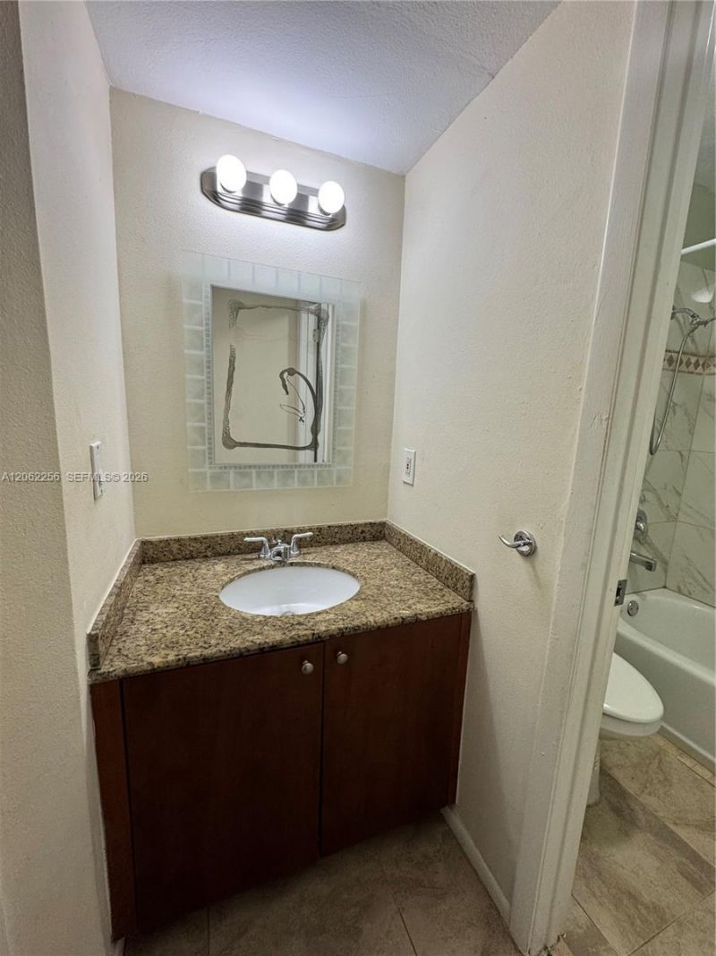 8749 NW 39th St, Unit 8749, Sunrise, FL 33351 Photo
