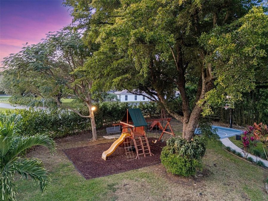 Property Image 96