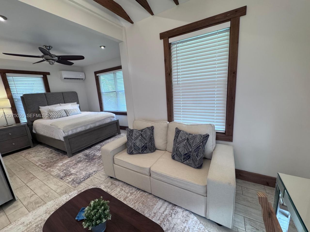 2883 SW 32nd Ct , Unit -, Miami, FL 33133 Photo