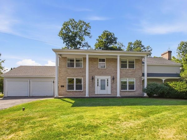 3993 Bel Harbor Drive , Liverpool, NY 13090