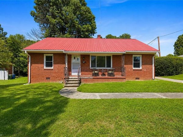 306 Oakgrove Drive , Graham, NC 27253