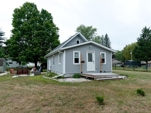 900 W Poplar Avenue, Cameron, WI 54822
