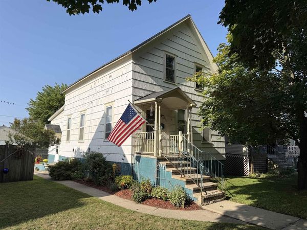 311 TERRACE AVENUE, Marinette, WI 54143