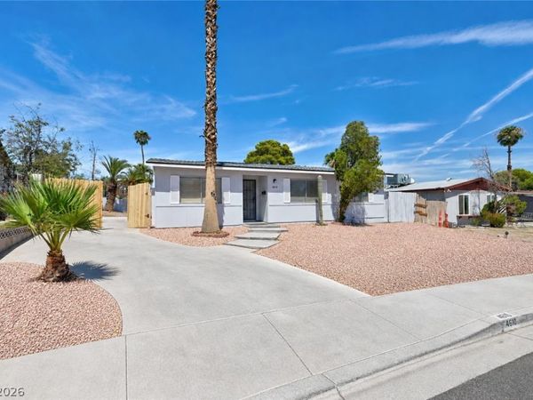 4610 Pioneer Avenue , Las Vegas, NV 89102