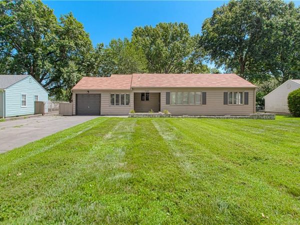 7249 Marty Street, Overland Park, KS 66204