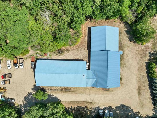 147 Middle Road, Tuftonboro, NH 03816