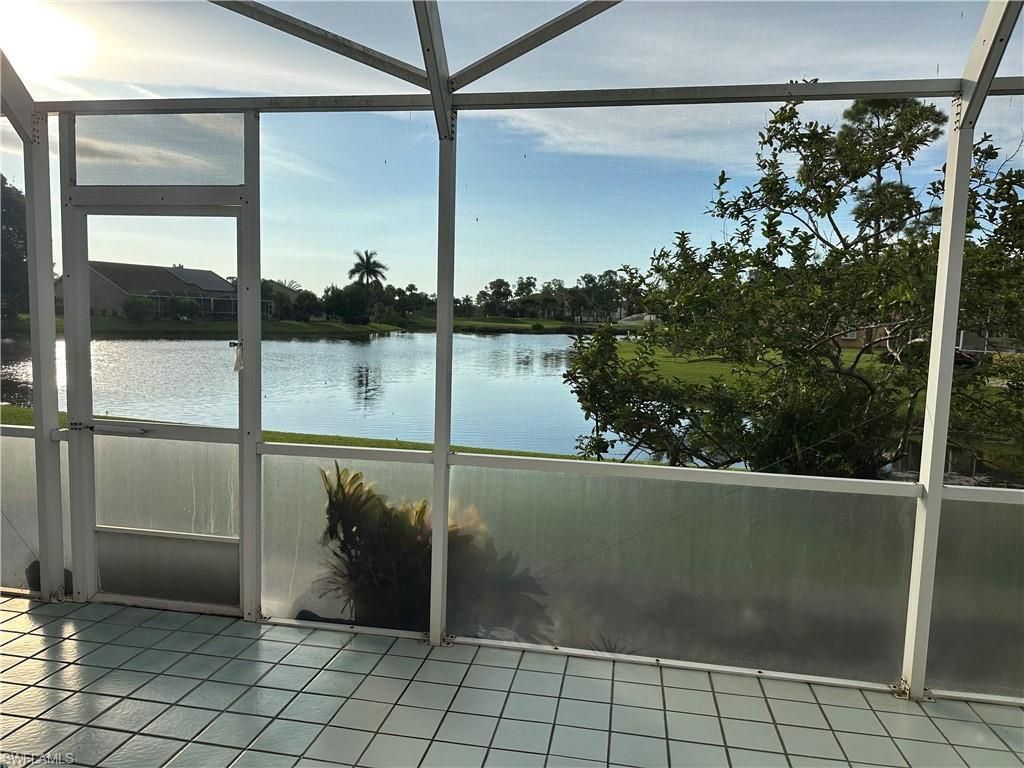 561 Saint Andrews , Naples, FL 34113 Photo