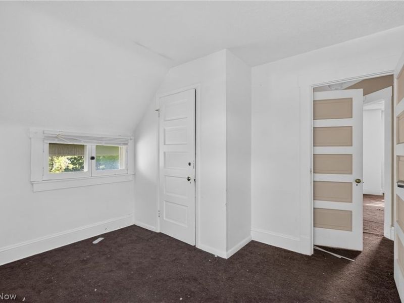893 E 75th Street, Cleveland, OH 44103 Photo 14