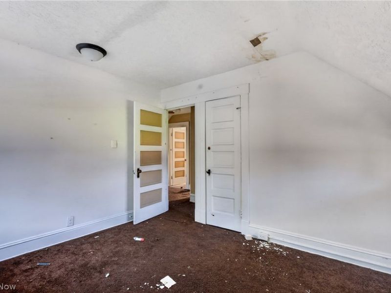 893 E 75th Street, Cleveland, OH 44103 Photo 17