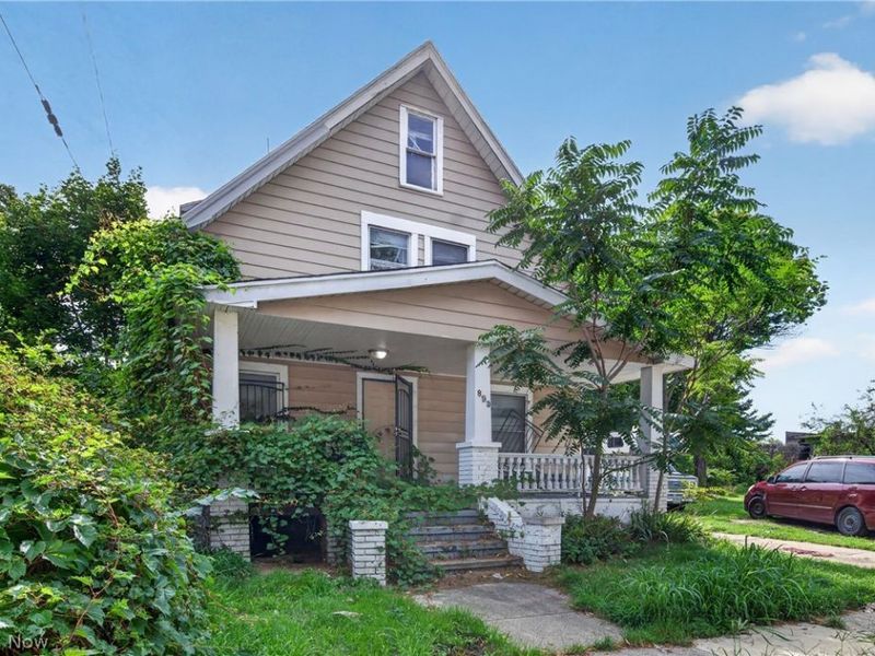 893 E 75th Street, Cleveland, OH 44103 Photo 2