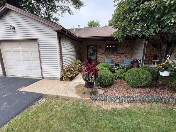 5713 Callaway Circle , Austintown, OH 44515