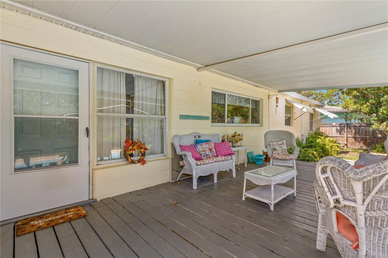 4559 N Yardley Avenue N, Saint Petersburg, FL 33713 Photo