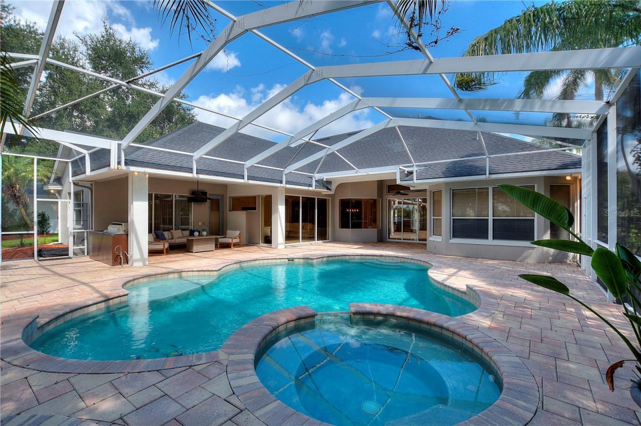 9469 Waterford Oaks Drive , Winter Haven, FL 33884 Photo