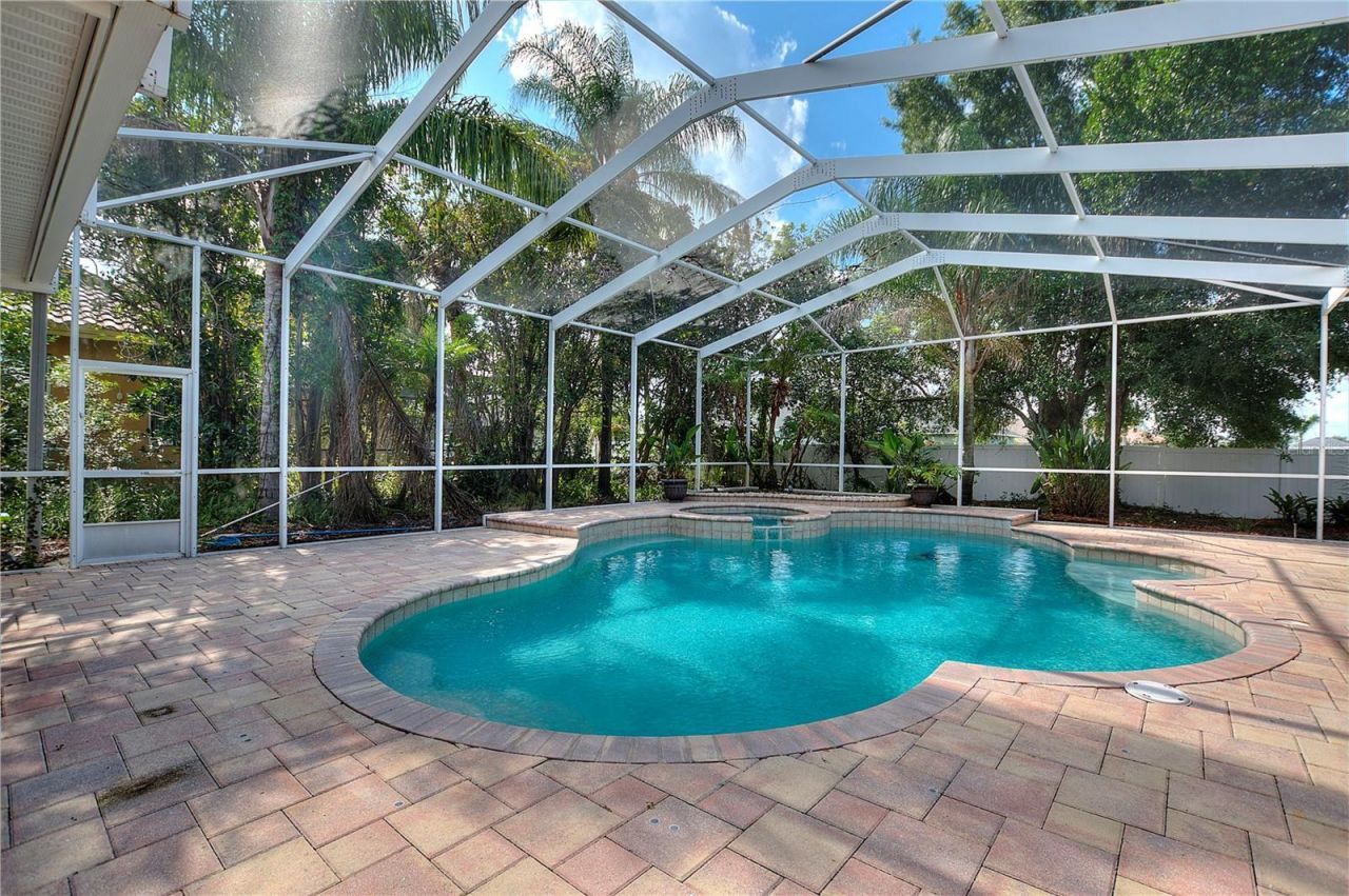 9469 Waterford Oaks Drive , Winter Haven, FL 33884 Photo