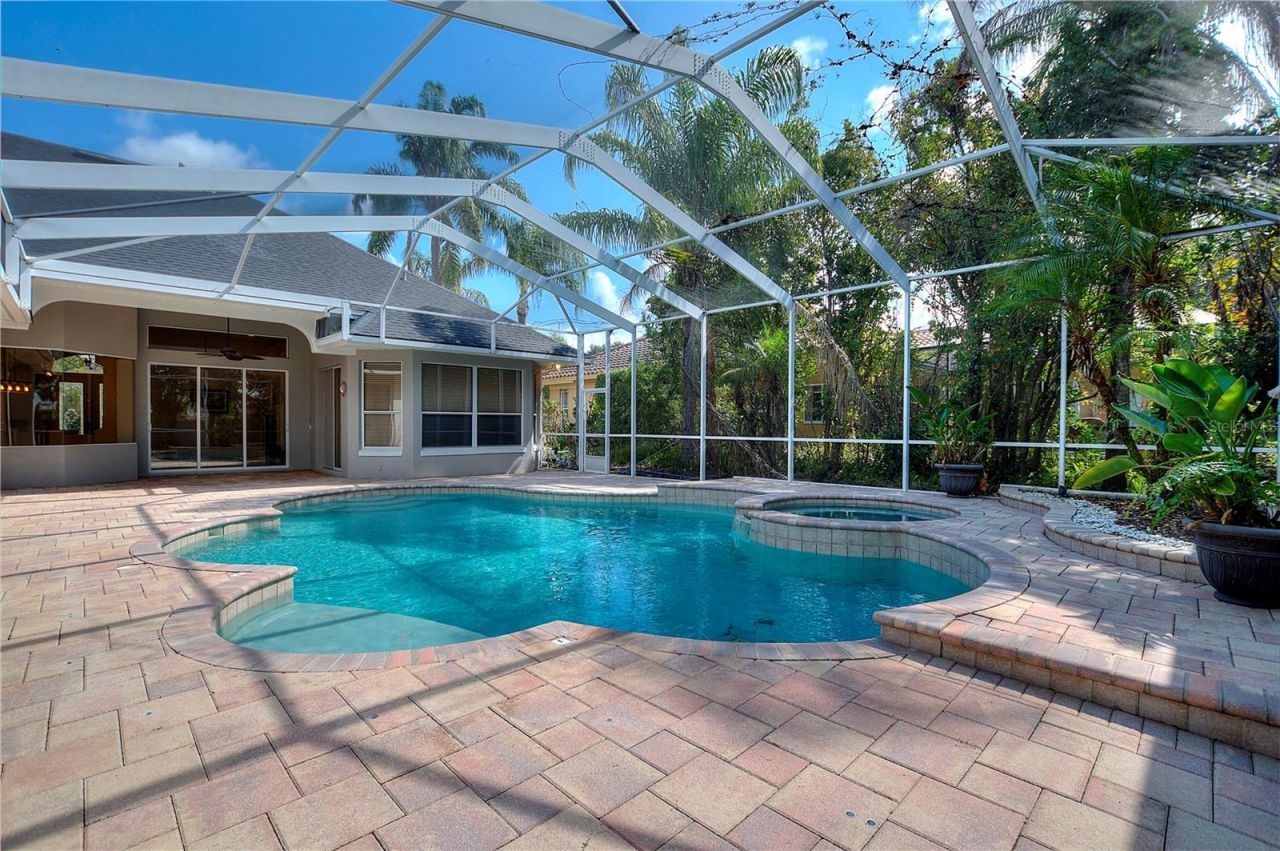 9469 Waterford Oaks Drive , Winter Haven, FL 33884 Photo