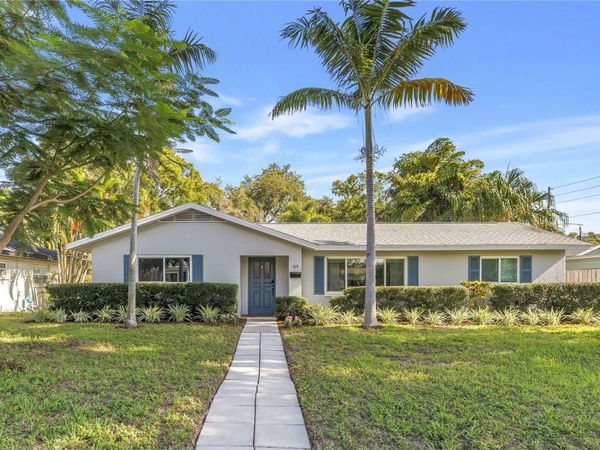 109 34TH AVENUE N, ST PETERSBURG, FL 33704