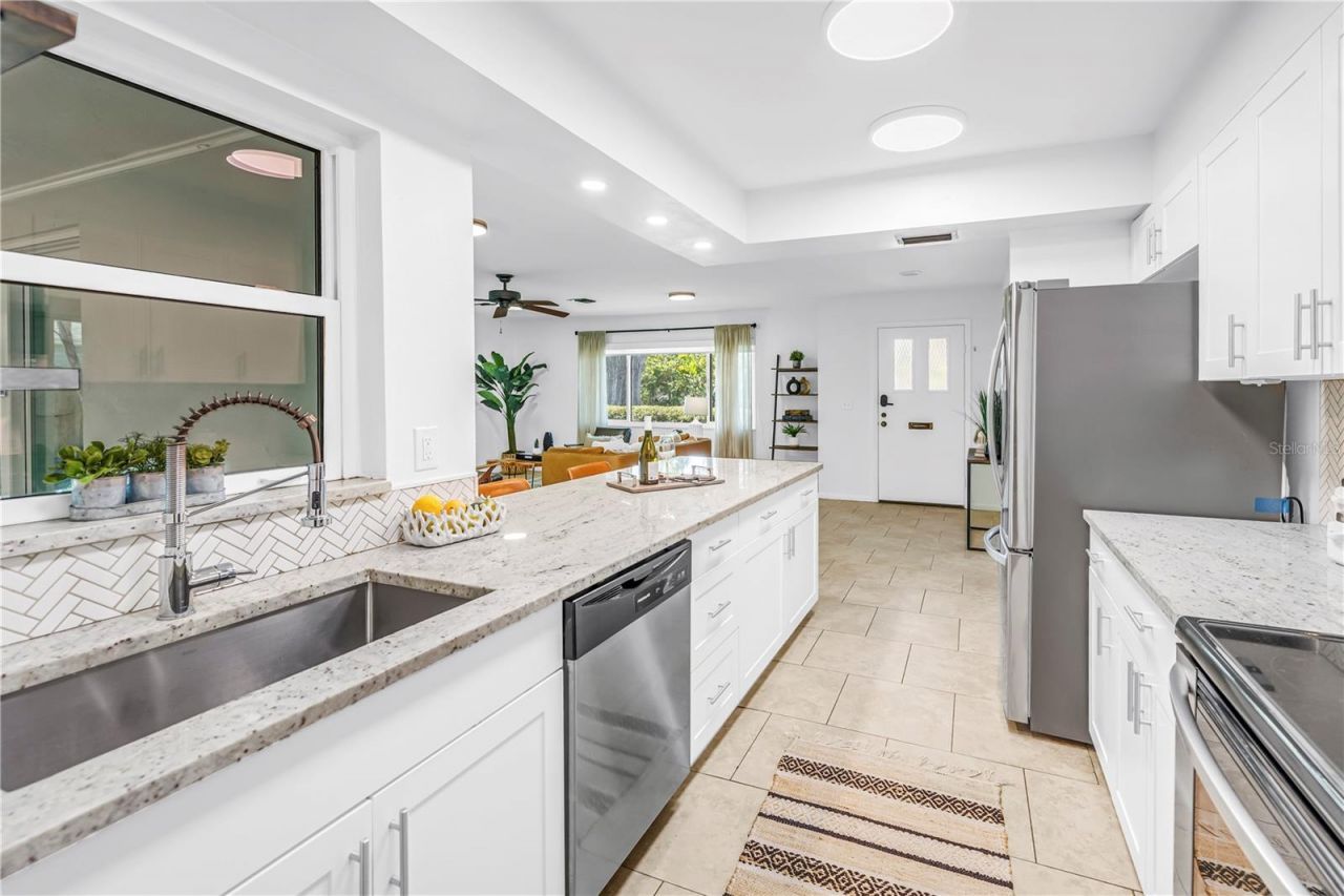 109 34th Avenue N, Saint Petersburg, FL 33704 Photo