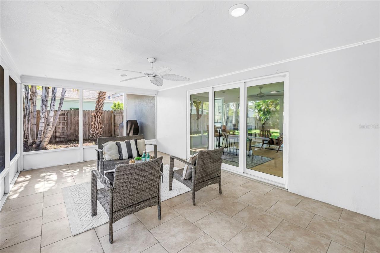 109 34th Avenue N, Saint Petersburg, FL 33704 Photo