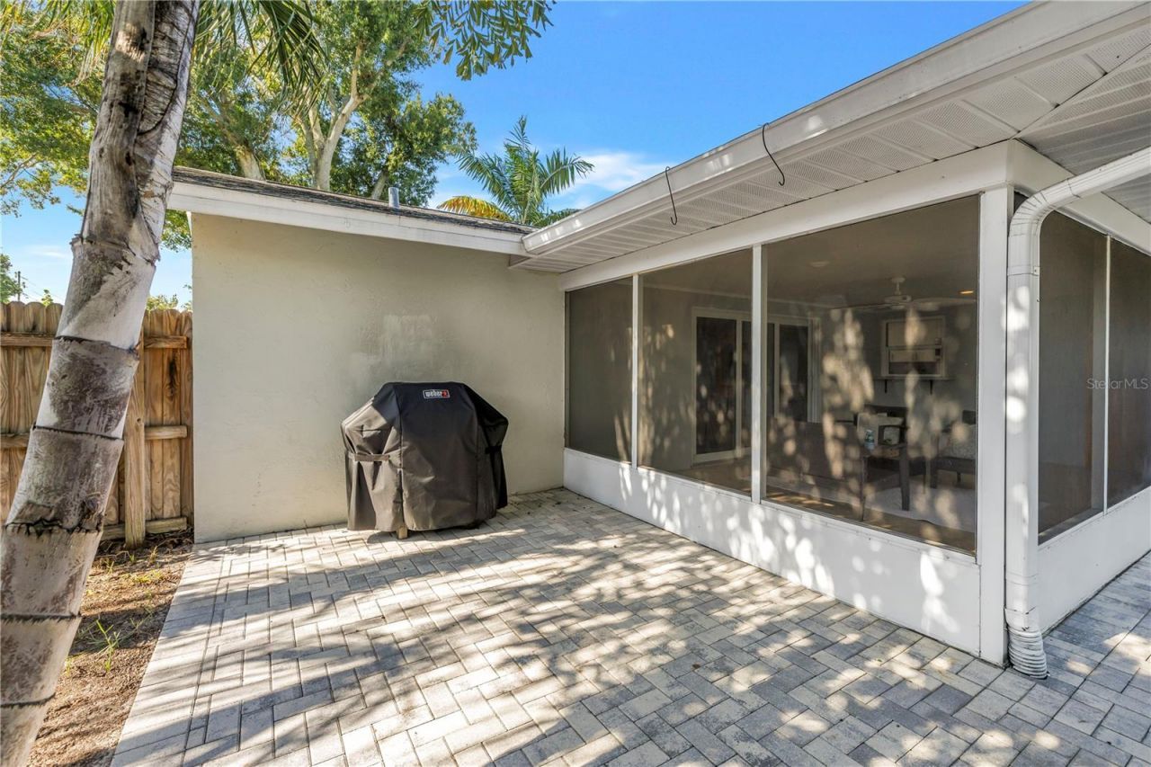 109 34th Avenue N, Saint Petersburg, FL 33704 Photo