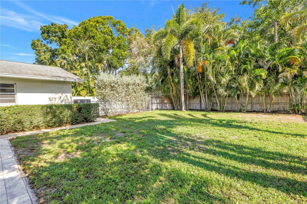 109 34th Avenue N, Saint Petersburg, FL 33704 Photo