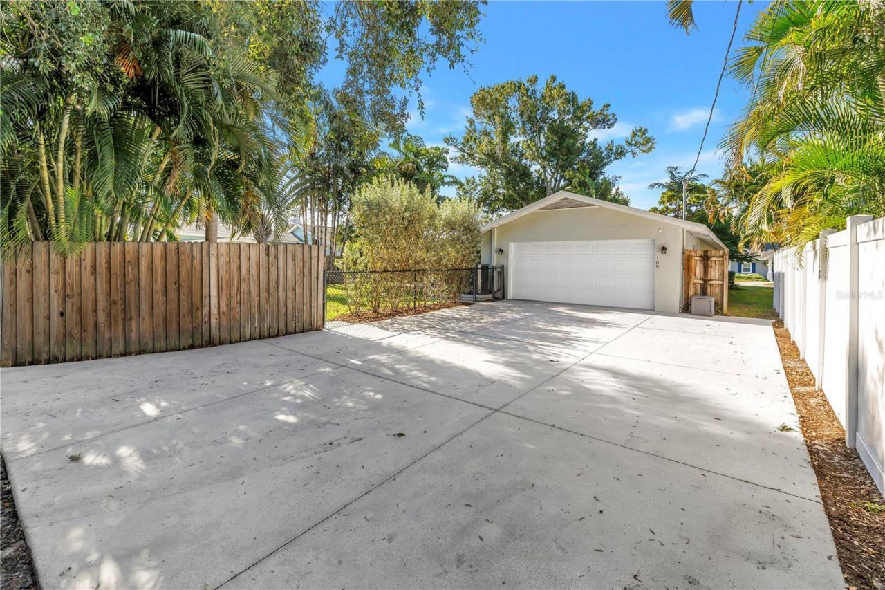 109 34th Avenue N, Saint Petersburg, FL 33704 Photo