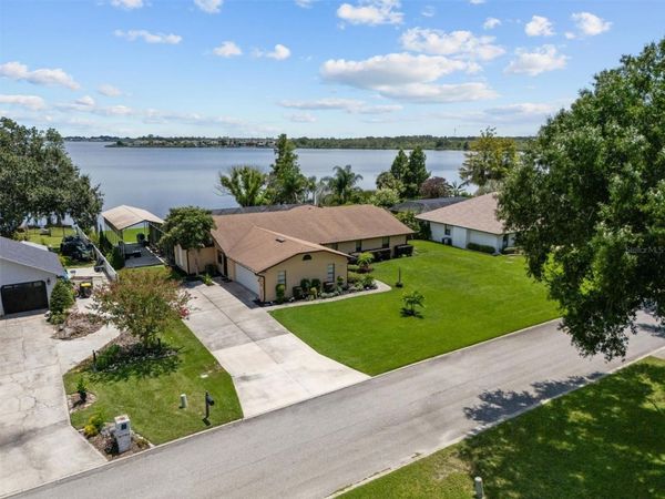 926 VAN DRIVE , AUBURNDALE, FL 33823