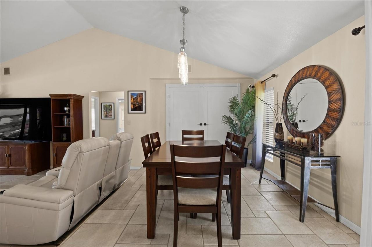 926 Van Drive , Auburndale, FL 33823 Photo