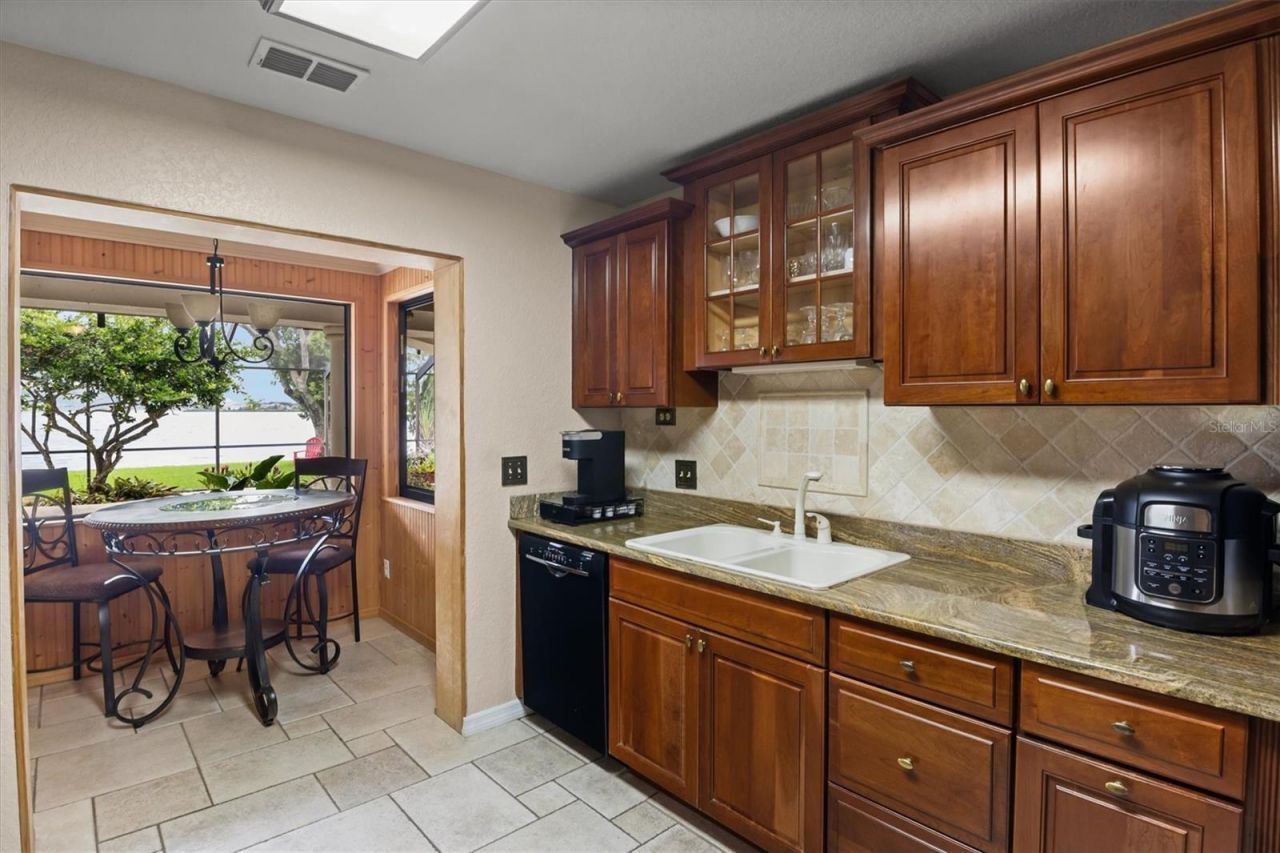 926 Van Drive , Auburndale, FL 33823 Photo