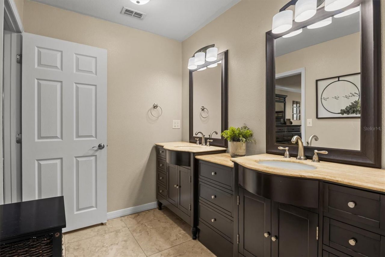 926 Van Drive , Auburndale, FL 33823 Photo